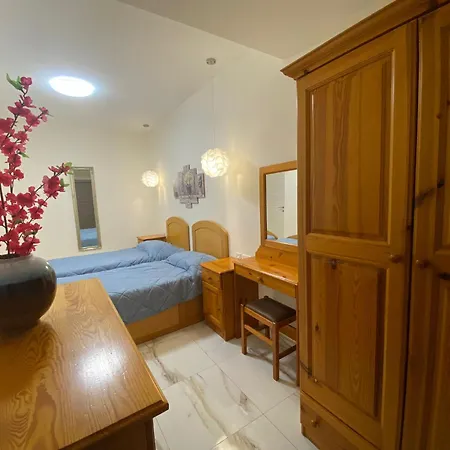 Hotel apartamentowy Horizon Gozo Marsalforn