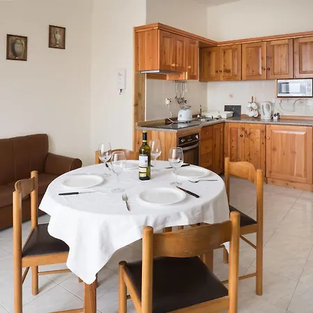 Horizon Gozo מלון דירות Marsalforn